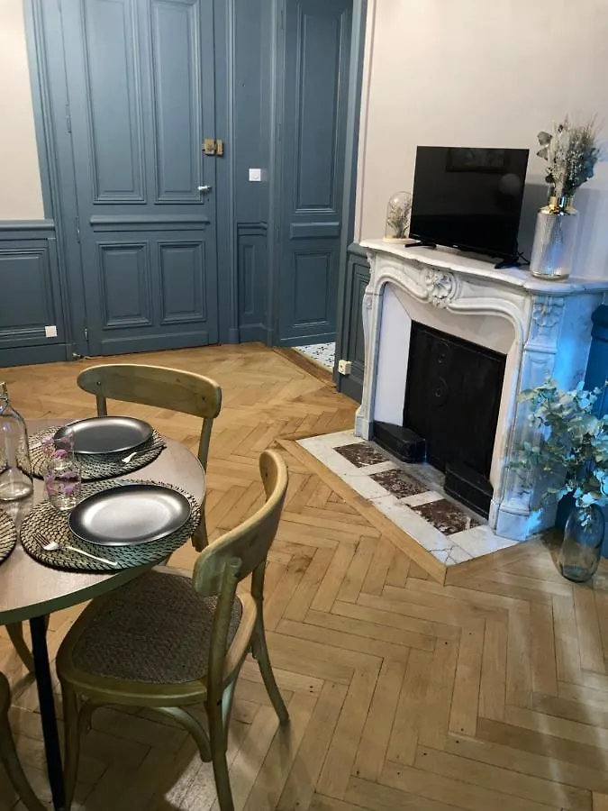 Les Petits Boudoirs Bernascon Apartment Aix-les-Bains 0*,  France