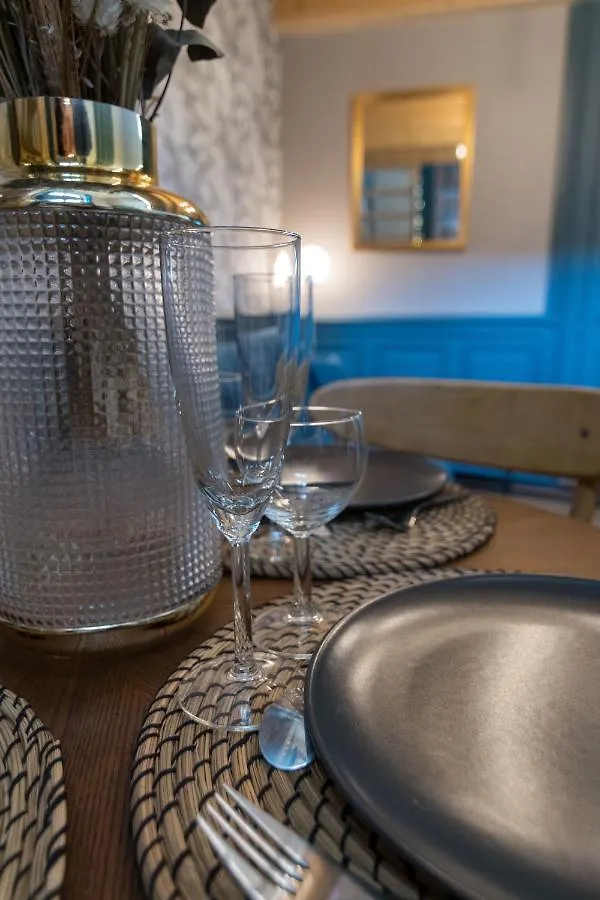 Les Petits Boudoirs Bernascon Apartment Aix-les-Bains